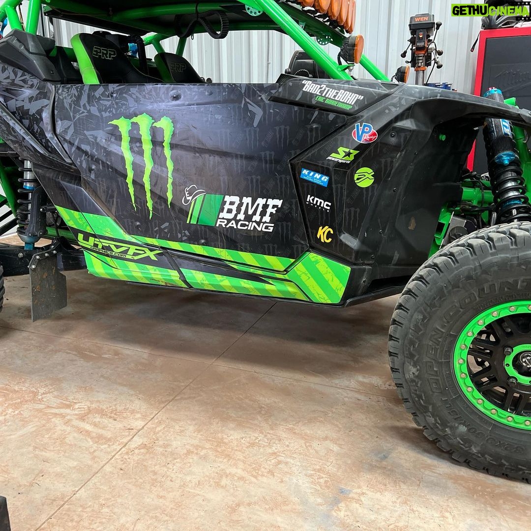 Donald Cerrone Instagram - My guys over at @utvfxgraphics have a huge memorial day sale running. What you need wrapped?? RV/ Trailer, snowmobile, 4x4 , truck? They got you.