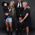 Donald Cerrone Instagram - Happy birthday Grandma!! 86 and every Day I still try and make you Proud!! You have become America’s Grandma
