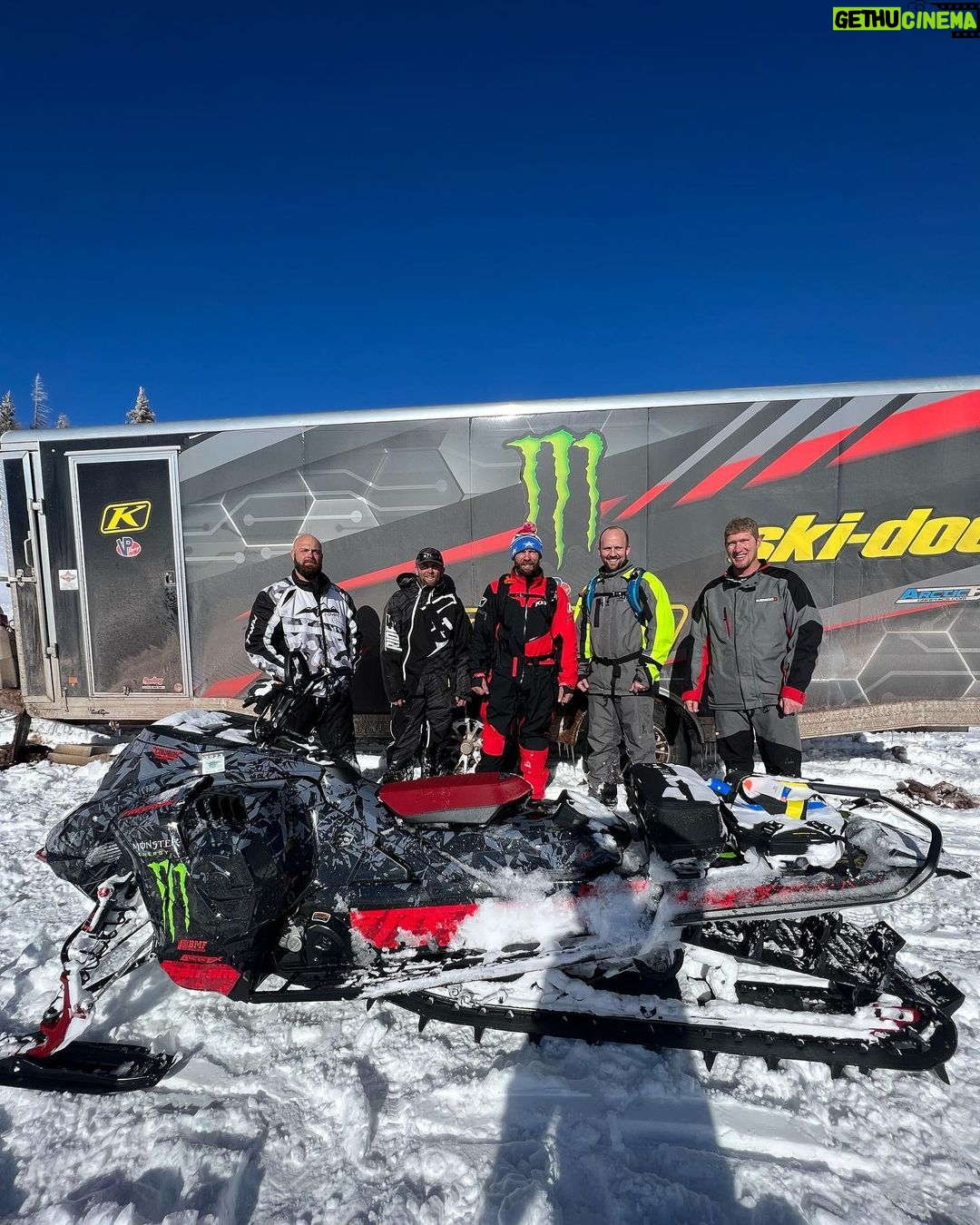 Donald Cerrone Instagram - So today the pass was closed because of crazy snow conditions. So the other wild ass people that followed us up we all decided we should ride together. What a shit show 😂😂😂 The boys at the @skidoo dealership @peakmotorsportscolorado had a hell of a day repairing and pulling sleds all day😂