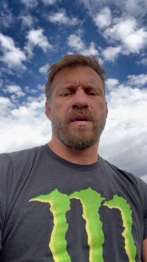 Donald Cerrone Instagram - When guns are outlawed only the outlaws will have guns- 
Louis L’Amour think about that?? 
Defund the police !! 
Take away Law-abiding citizens, right to carry! 
All you left wing-  who is going to be there to help you when you need it?