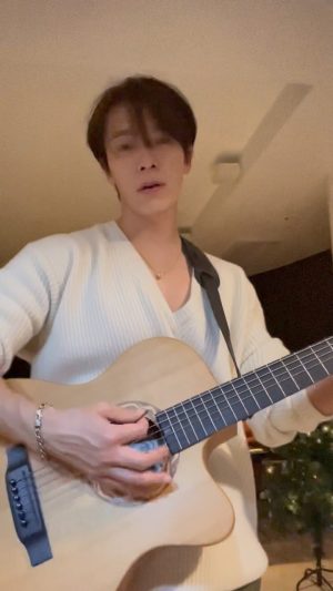 Donghae Instagram - I’m gonna love you like I’m gonna lose you