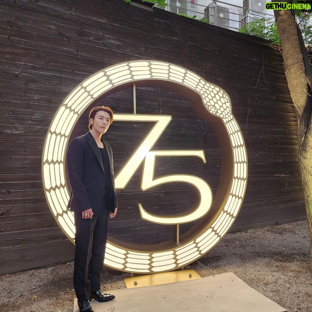 Donghae Instagram - #BVLGARI 세르펜티 75주년 , 그 끝없는 이야기