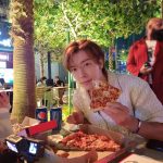 Donghae Instagram - pizza 🍕 time