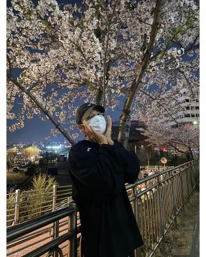 Donghae Instagram - 이쁘더라 너 🌸