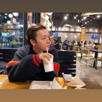 Donghae Instagram - 2022년 너무 수고하셨습니다. 지나간 시간은 다시 돌아오지 않기에 얼마나 소중하고 값진 것인지 알게 해준 한 해였습니다. 무엇보다 가족과 연인과 지인분들과 내일이 없을 것처럼 사랑하시는 2023년이 되길 바라겠습니다. 축복하고 사랑합니다 💙