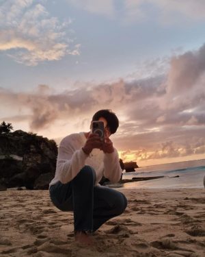 Donghae Instagram - 🌊