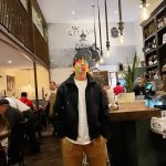 Donghae Instagram - Thank you for celebrating my birthday. I met my friends ,fans in LA and had a great time. I hope you make good memories with your loved ones.