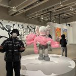 Donghae Instagram - I was so happy to see my favorite exhibition in Toronto. #kawsfamily AGO - Art Gallery of Ontario