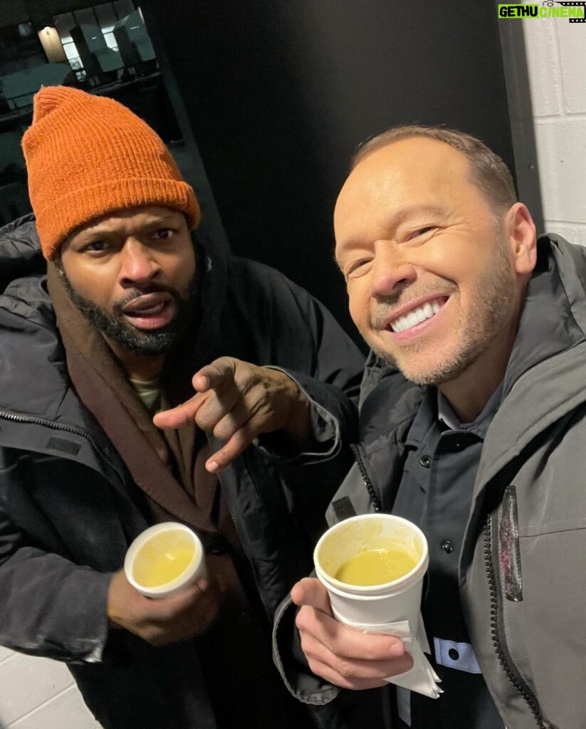 Donnie Wahlberg Instagram - Week 4 - Season 14! Another great episode with @thegreatboy aka Derek Gaines! So happy to work with you again, my friend! PS - the split pea soup was next level, as was the acting! 😉😂@bluebloods_cbs @cbstv @cbstvstudios 💙❤️ #Danny&Bugs Brooklyn, New York