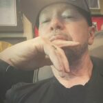 Donnie Wahlberg Instagram - To whomever is struggling with fear today, I know a 15 second reel may not change your life. I also know that it’s not easy to live without fear, worry or anxiety. It’s something that I’ve worked on, and continue to work on, every single day since I was an anxiety riddled little kid. That said, if this reel can give you a little boost, a little bit of hope or even ease your worry for a brief 15 seconds — then it’s worth me sharing! Hang in there! You will make it through — you always do! Sending love your way. #thankfulthursday 🤖❤️♾💫✨🤟🏼 🙏🏼❤️💫 Saint Charles, Illinois