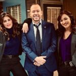 Donnie Wahlberg Instagram - Happy #BlueBloods Friday! So excited for you all to see tonight’s Season Finale, and so incredibly blessed to share the screen with (and to be partners with) my two dear & amazing friends — @marisachicaramirez & @jesposito! Amazing episode!!! Don’t miss it! @bluebloods_cbs @cbstv Boston, Massachusetts