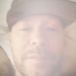 Donnie Wahlberg Instagram – Live, love and laugh (even at yourself), as much as you can! Life is short! Have the greatest day ever! 🤖❤️♾💫✨🤟🏼🎉

#firstandlastletter #challenge #reels #funny Brooklyn, New York