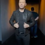 Donnie Wahlberg Instagram - Another day at the office — even on Saturdays! Season 5 of #VeryScaryPeople coming April 16 to @investigationdiscovery! Let’s go! #VSP 👀😳 NYC