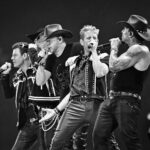 Donnie Wahlberg Instagram - #Cowberg & The Cowboys! Thank you Houston! Thank you Houston Rodeo! Thank you Blockheads! One for the ages! Love you always! 🤖❤️♾💫✨🤟🏼🤠 📸: Houston Rodeo Houston Livestock Show & Rodeo