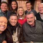 Donnie Wahlberg Instagram - #MagnumMonday! It’s a mini Magnum PI reunion, on the set of #BlueBloods this week, with guest star Larry Manetti & Tom Selleck — together again. Wishing the late greats Roger E Mosley & John Hillerman could be here, too. 🙏🏼❤️🕊️ #Legends #MagnumPI #BlueBloods #Family Brooklyn, New York