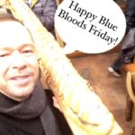 Donnie Wahlberg Instagram - #Happy #BlueBloods #Friday Family dinner time! I sure hope Danny and Jamie can break bread tonight. This #family feud is getting rough. #flashbackfriday #reels 🙏🏼❤️💫💙 🤖❤️♾💫