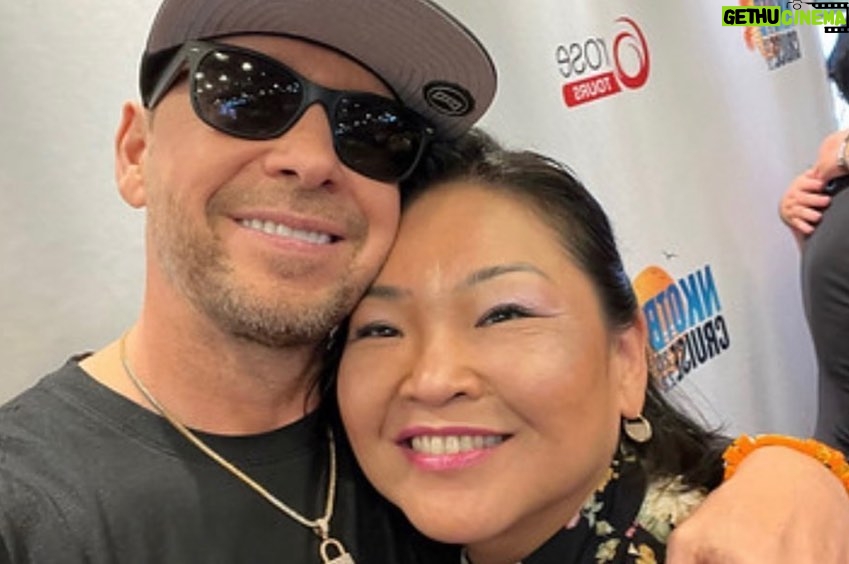 Donnie Wahlberg Instagram - I’m not sure if she knew. I’m not sure if any of you ever truly know. How much you mean. How much joy you bring. How much you inspire. It’s often said that the smallest gesture from me, or one of my bands mates, means so much. I hope you all know, and I pray that Jenny knew, that it works in reverse too! The smallest little gesture, from you. The tiniest little smile. The thoughtful little gifts. The funniest little joke. The love that you so consistently share with us — means so much, too! It may not seem like it can lift us — but it does! One kind word can be the fuel that inspires. It can spread through me, or my band, and touch the hearts of an arena filled with people. A smile from the front row, can reflect off of me and touch somebody in the very last row. They can then reflect it to everyone in their lives! It is all so magical and it all means so much. Jenny, if you didn’t know, you lifted our spirits so often — especially this summer! You came all the way from down under to spread love and that love most definitely spread! God is getting one very special angel up there. I trust that one day, I will see you again and remind you that you were some kind of an angel down here, too. Keep shining that light of yours on us, Jenny. It can only shine brighter from above! Godspeed my dear friend and sister. You will be missed dearly, but honored and celebrated daily. 🙏🏼💔😔🕊️ 🤖❤️♾💫✨🤟🏼 #RIPJKS_MentalShot #BHLoveForever #RIPJenny