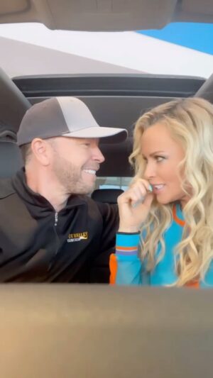 Donnie Wahlberg Instagram - What happens when that cute technician from @frenchmedspastcharles (aka @jennymccarthy) shows up to purchase a car at my new “job” working at @foxvalleyvolkswagen — find out now! 🦊🚗😍🥰😂😉🚗🦊 Love supporting local businesses in our town of St Charles, IL!