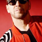 Donnie Wahlberg Instagram - #Happy #Friday #spreadloveandlovewillspread 🤖❤️♾💫🍭🔥🎉😎 #reels