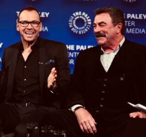 Donnie Wahlberg Instagram - Happy Birthday to my dear friend and TV dad — the one and only — Tom Selleck! Love you, Dad! 🎂🎉🎈💙❤️