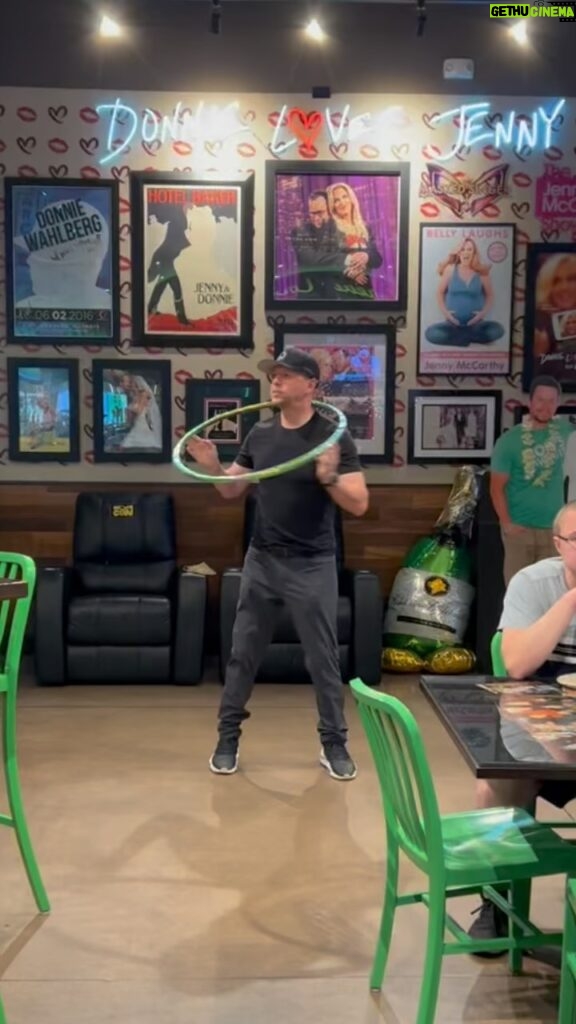Donnie Wahlberg Instagram - I never was any good at hula hoops. Oh well, I hope you have a most awesome and #Happy #Saturday! 🙏🏼❤️💫 Wahlburgers