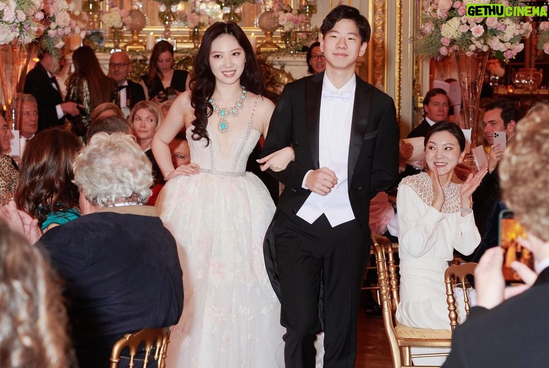 Donnie Yen Instagram - Father/daughter opening dance at the Le Ball @lebal.paris ! ( literally learned it on the day before π
)very honoured and proud for me and Mrs Yen to see our daughter Jasmine graced and poised away as one of the debutants this year at Le Ball Paris, and her brother James accompanied her as the youngest cavalier of the evening as well!! Jasmine also sang for the night with her recent released hit song TBH, Le Ball never had any debutants singing in the history of its 30 years, she sang for the finale and rocked it as all royals, kings and princesses watched on dancing away, very proud moment for me!π @sweetcil @jasmineyen @jamesyenofficial @lebal.paris @bulletfilmsofficial @littlewhite_makeup @kenjinghair @ng_peco