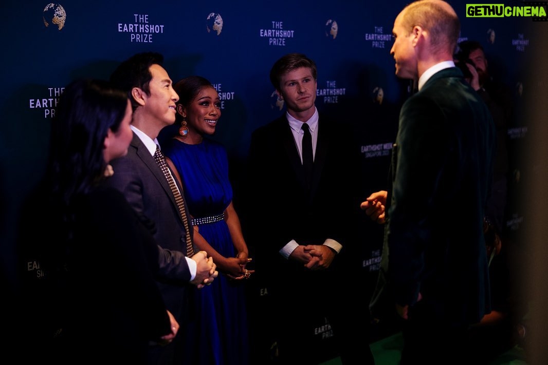 Donnie Yen Instagram - And of course feeling honored and fantastic when meeting The Royal Highness, Prince William and he says he loves @donnieyenofficial action films especially @johnwickmovie ❤️ I think he asked Donnie to teach him some moves 😆 Singapore