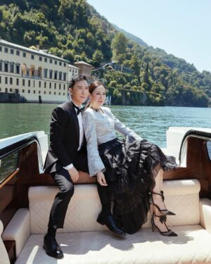 Donnie Yen Instagram - Love is beautiful, life is beautiful, wife is beautiful, I’m a big winner!😊
Thank you Cosmo Bride for this awesome cover at one of the most romantic setting. 
@sweetcil @cosmopolitan #lakecomo #weddinganniversary❤️ #20yearsmarriageanniversary