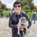 Donnie Yen Instagram - Who’s puppy is this, better be nice! (On the set of JW4 btw😎) @johnwickmovie @lionsgate @thunderroadpictures @sweetcil #doglover