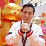 Donnie Yen Instagram - Happy Chinese New Year! 🐰 ㊗️Wishing everyone health and happiness in the year of rabbit!🧧🐰🎊❤️🎉😊 @sweetcil #cny #yearoftherabbit2023 #兔年 #恭喜發財