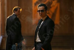 Donnie Yen Instagram - Movie world is dream world.😎 By the way I don’t smoke😆
@lionsgate @johnwickmovie @sweetcil #moviescenes #actinglife #actorslife #movieworld
