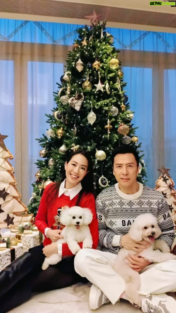 Donnie Yen Instagram - Christmas is a season filled with wonderful gifts and warm blessings. We believe true giving from the heart is an expression of love and care. So this year, we have decided to share the meaningful season’s greetings by joining Christmas Jumper Day to support those in need! You are cordially invited by @SavetheChildrenhk and us to join Christmas Jumper Day! Just simply wear your festive attire and donate to Children’s Emergency Fund to respond to humanitarian emergencies around the world. Your simple act of kindness can make a big difference in creating a brilliant future for countless children in Hong Kong and around the world! Please visit https://savethechildren.org.hk/en/christmas-jumper-day-2023/ and Donate NOW! @savethechildrenhk @daks_asia_pacific #SavetheChildrenHK #DAKSHK #Dakslondon #ChristmasJumperDayHK #ShareWarmth #ChristmasLove #香港救助兒童會 #兒童愛衣日