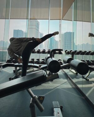 Donnie Yen Instagram - Hardwork+discipline=strength💪