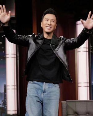 Donnie Yen Instagram - Family is everything, no matter what you do and where you are!🥰
@sweetcil @jasmineyen @jimmykimmel @jamesyenofficial @littlewhite_makeup @kenjinghair @ng_peco @lionsgate @johnwickmovie