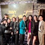Donnie Yen Instagram - Family is everything, no matter what you do and where you are!🥰 @sweetcil @jasmineyen @jimmykimmel @jamesyenofficial @littlewhite_makeup @kenjinghair @ng_peco @lionsgate @johnwickmovie