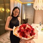 Donnie Yen Instagram - What more does a man can ask for when u have the most beautiful woman as Valentine for the last 20 years !🌹❤️🥰 What does it mean when your woman is the queen? You r the King !😆✌️ @sweetcil