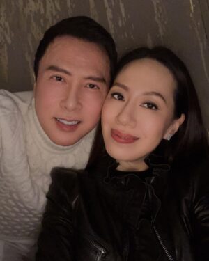 Donnie Yen Instagram - What more does a man can ask for when u have the most beautiful woman as Valentine for the last 20 years !🌹❤️🥰 What does it mean when your woman is the queen? You r the King !😆✌️
@sweetcil