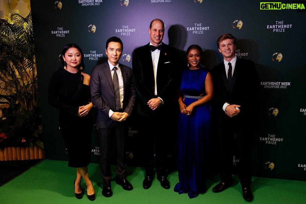 Donnie Yen Instagram - And of course feeling honored and fantastic when meeting The Royal Highness, Prince William and he says he loves @donnieyenofficial action films especially @johnwickmovie ❤️ I think he asked Donnie to teach him some moves 😆 Singapore