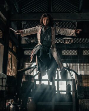 Donnie Yen Instagram - I promise you the action scenes in  @sakra_themovie will be sooo bad ass!! 💪💪💪 Release date in less then just two weeks, can’t wait to share!!! 
@sweetcil @kenjitanigaki #bulletfilmsproductions @superbulletpictures #天龍八部喬峯傳sakra