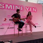 Donnie Yen Instagram - Congratulations 👏@jasmineyen signing with RCA Sony records! AND for your 1️⃣single debut! 1️⃣live concert performance! 1️⃣press con! Since you were a child started singing, dancing, writing songs, instruments🎼🎹🎤🎸🎶 when u expressing with music you can suddenly turn into this warrior queen ( u don’t even like talking and say less than two words over dinners!😂) I knew you are destined to show the world one day with your talents, THIS is truly where you belong nui! Proud of you!! ❤️ Watch out for her first Album releasing in Sept!! (8 songs written by her💪) You can hear her live here with these two songs, IT’S NOT YOU IT’S ME ( also will be in the album) and IDK, her debut single which only released a week ago! https://youtu.be/_aH9hT7eIjk @sweetcil @sonymusiccpop @rcarecords #prouddad #jasmineyen #甄济如