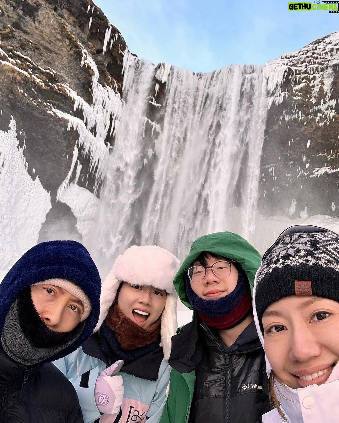 Donnie Yen Instagram - Snowmobile on top of the glacier is definitely an adventure to remember. 🏔️❄️ Breathtaking views and so fun going high speed up and down the glacier!!! Swipe ➡️ for the videos! Visited so many special landmarks, national park, lagoons, waterfalls, diamond beach, game of thrones shooting locations, glaciers, ice caving, dairy farm, tomato farm, Viking restaurant, Icelandic horse back riding, best hotdogs, best lobster roll, and best lobster soup AND last but not least we saw the magical northern lights!!! #bucketlist #iceland #snowmobile #adrenaline #photodump #yenadventures2024