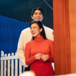Donny Pangilinan Instagram - can’t 👏🏼 buy 👏🏼 this 👏🏼 cuteness #DonBelle #DonnyPangilinan #BelleMariano #CantBuyMeLove #NetflixmasNa #BrgyNetflix