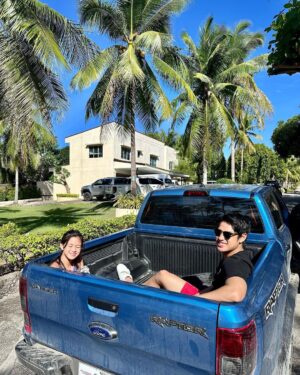 Donny Pangilinan Instagram - 🏝️