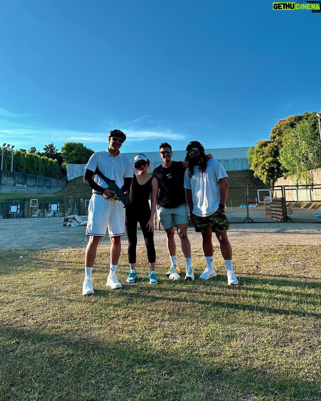 Donny Pangilinan Instagram - Today’s agenda @czphilippines 🤟🏼