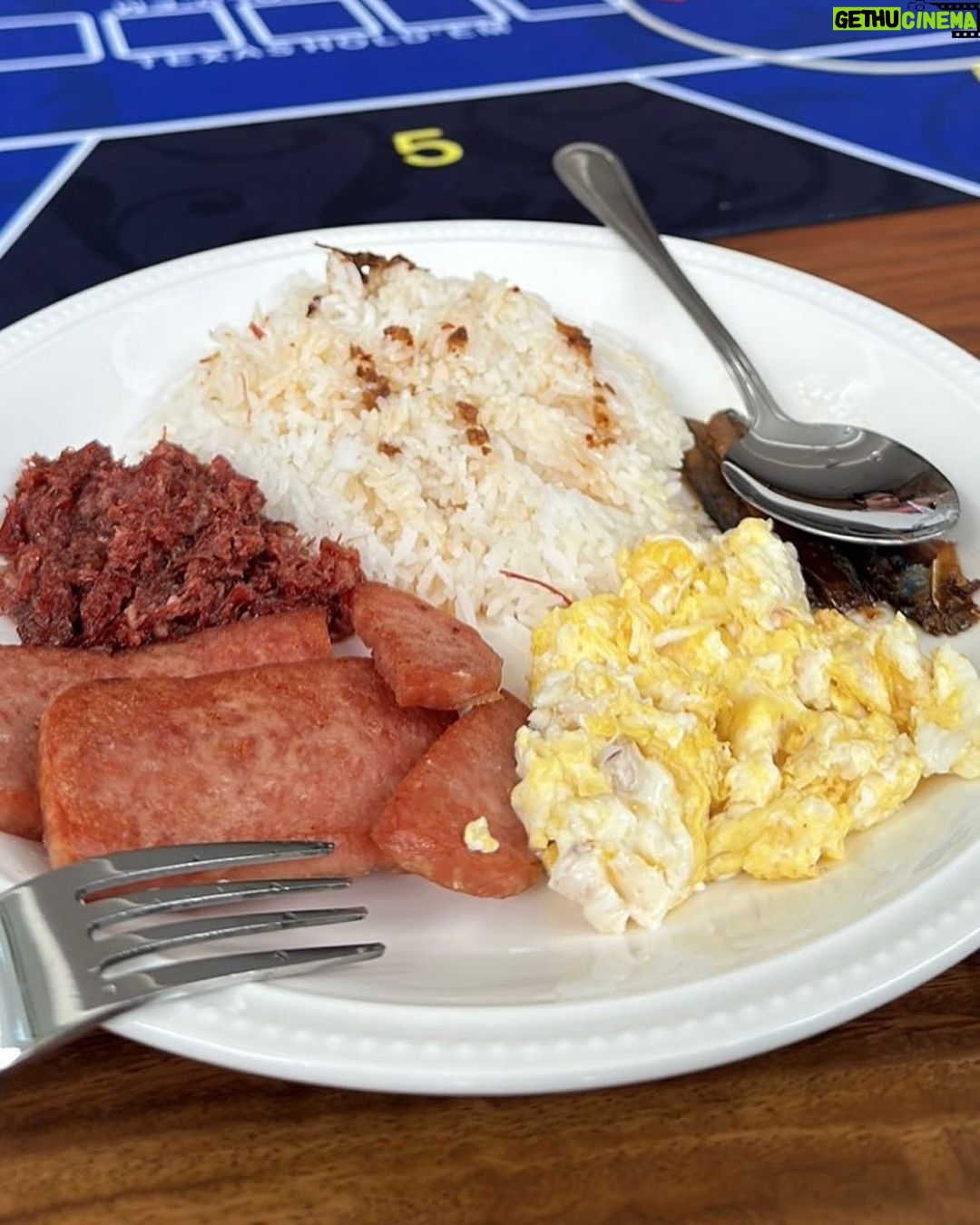 Donny Pangilinan Instagram - food n others dis week