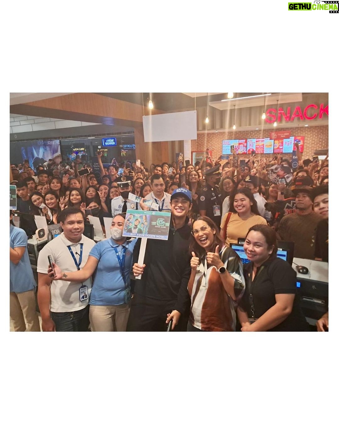 Donny Pangilinan Instagram - CEBUUUU SALAMAT 🔥🔥 Best way to kick of the #GGTheMovie Promo Tour 🎮👾 @starcinema @officialggthemovie