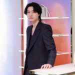 Dori Sakurada Instagram - FURLA フルラから新しいバッグ『NUVOLA』が登場します！ 雲のように軽やかで繊細なこのバッグは、フルラのクラシックアーチロゴを幾何学的にモダンな解釈をした「Arcosfera」装飾が特徴となっていて、滑らかな曲線が上品で美しい素敵なデザインで、個人的にもとても好みの新しいフルラのバッグでした☺️ 上質なカーフレザーを使用し、ショルダーバッグ、ホーボーバッグ、クロスボディバッグなど様々な選択肢があるので、幅広い人達に愛されるコレクションになると思いました✨ NUVOLAはダブルハンドルに、マグネット開閉、取り外し可能なストラップ付など、機能性も遊び心も両方併せ持つフルラらしいバッグになっています！ 僕はFURLA銀座旗艦店にNUVOLAを見に行ったのですが、日本のみの限定カラーもあって特別感が嬉しかったです✨ 皆さんも是非見に行ってみてくださいね☁️✨ @furla #furlanuvola #furlaginza #PR