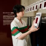 Dori Sakurada Instagram – GUCCI

GUCCIの新クリエイティブ・ディレクターサバト・デ・サルノ氏のデビューコレクションがついにローンチされます✨
国立競技場の屋内練習トラックで行われた新たなチャプターを迎えるGUCCIの一夜限りのスペシャルなイベントに参加しました！

『Gucci Ancora』と名付けて発表されたそのコレクションは、「ancora – もう一度、もっと、ファッションに恋をしよう」というメッセージが込められており、会場はRosso Ancoraカラーで彩られ、新しいGUCCIの始まりを皆で祝っているようでした✨

そして3月2日から期間限定で表参道にて、『Gucci Ancora』の世界観をより体験することができる『GUCCI ANCORA POP-UP GALLERY』が開催されます！

GUCCIが探求するファッションとアートの対話をVRで体験できるエリアや、GUCCIのロゴラテアート入りオリジナルドリンクの販売もありました！
Gucci Ancora限定ポストカードも配布されます✨

こちらは3月2日から3月7日まで表参道キャットストリートのギャラリーにて開催されます✨

今日はGUCCIのスペシャルなイベントに招待された沢山の方に会えてすごく刺激的で楽しい夜でした🤝

@Gucci @sabatods
#GucciAncora #GucciSS24
#PR