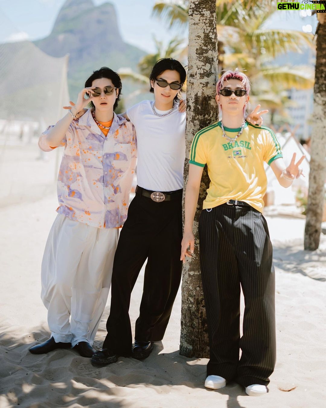 Dori Sakurada - 187K Likes - PANDORA IN RIO🇧🇷
O mar brasileiro era muito bonito🏝️
E foi ótimo ver tantos de vocês no mar❣️
@theofficialpandora #PandoraInRio #PandoraSquad24 #PandoraTakesRio #パンドラ #PR
服 @msgm