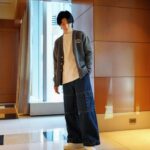 Dori Sakurada Instagram - GUCCI GUCCIの新クリエイティブ・ディレクターであるサバト・デ・サルノ氏が着任してから初めてデザインをしたスニーカー『GUCCI RE-WEB』✨ ブランドの伝統を受け継ぐグリーン、レッド、グリーン配色のウェブストライプがシュータンにデザインされており、これからまた新しい歴史を刻んでいくGUCCIを感じさせてくれるスニーカーでした😌 今年1発目に出会ったスニーカーはGUCCIにとっても、自分にとっても新しいスタートに最適のコレクションで、ワクワクする素敵な一足になりました！ @gucci #GucciAncora #PR